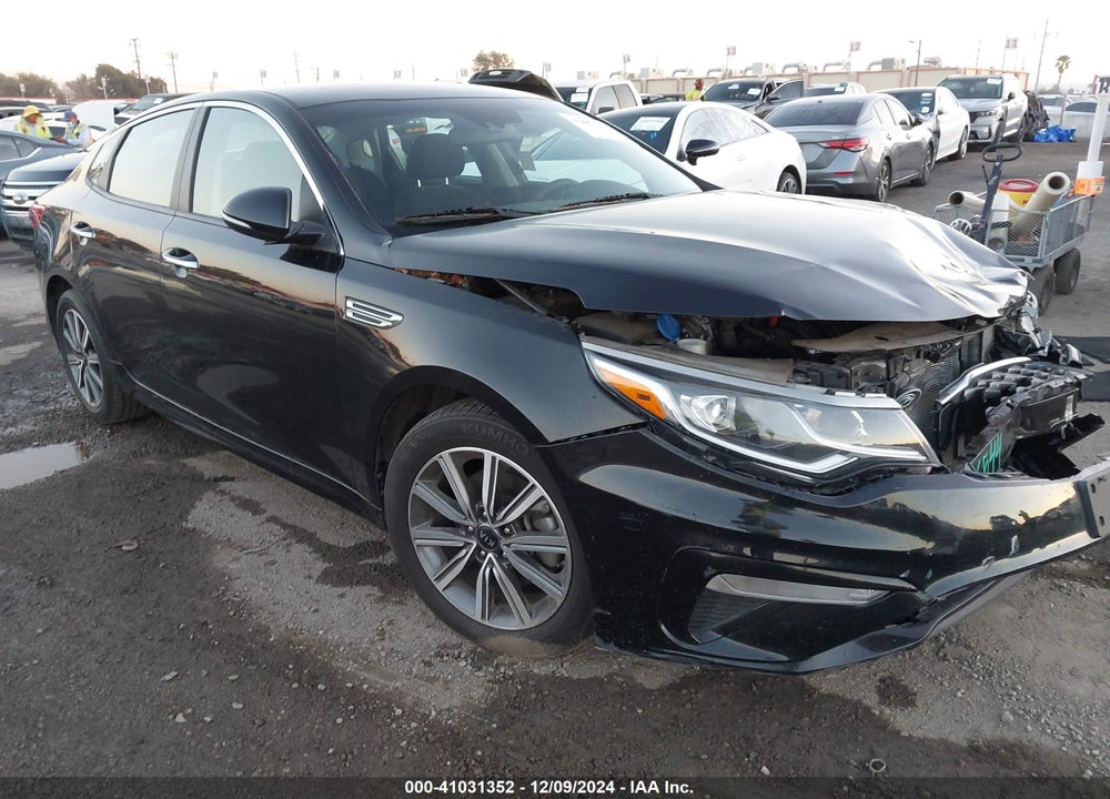 2019 KIA OPTIMA LX VIN: 5XXGT4L35KG362684