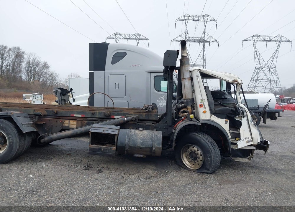 2004 MACK MR688S MR600 VIN: 1M2K195CX4M025043