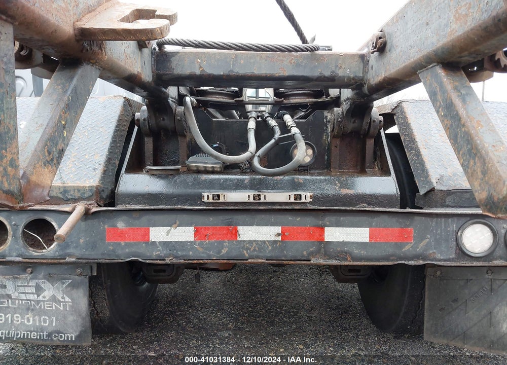 2004 MACK MR688S MR600 VIN: 1M2K195CX4M025043