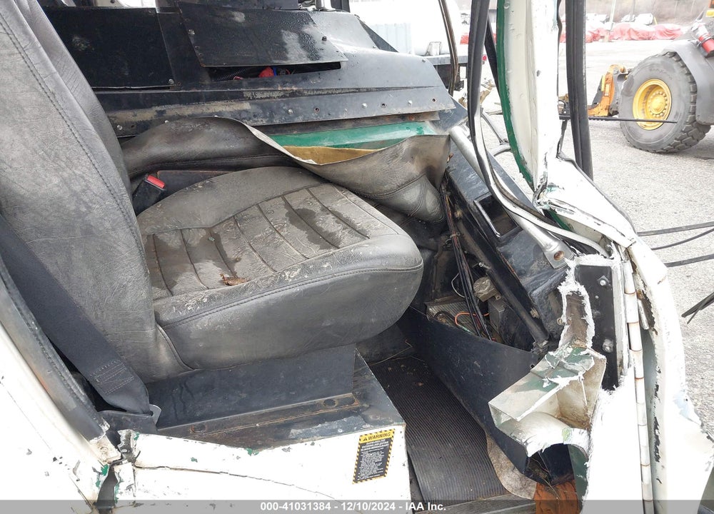 2004 MACK MR688S MR600 VIN: 1M2K195CX4M025043