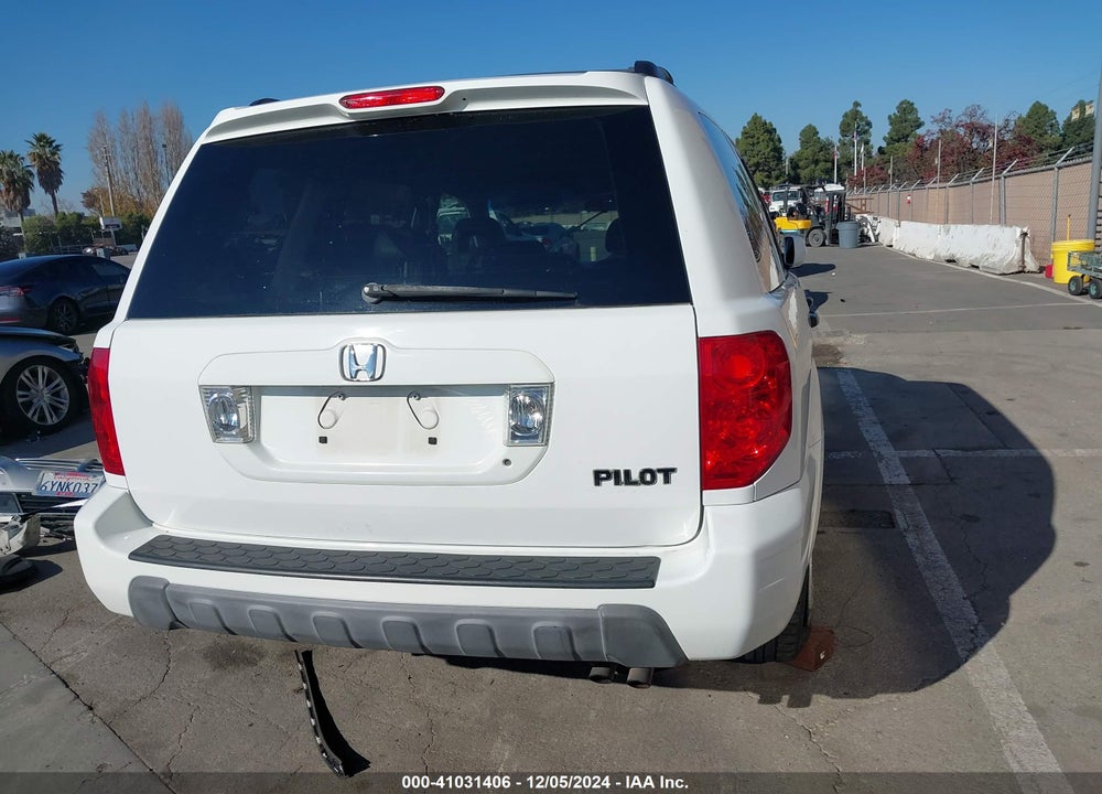 2004 HONDA PILOT EX-L VIN: 2HKYF18744H536810