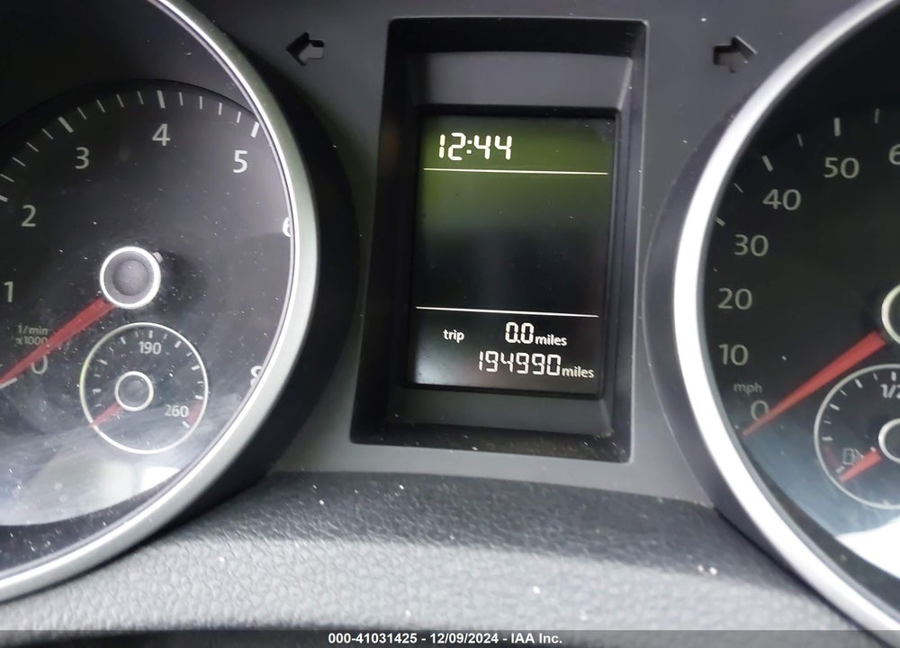 2010 VOLKSWAGEN JETTA S VIN: 3VWKX8AJ5AM622454