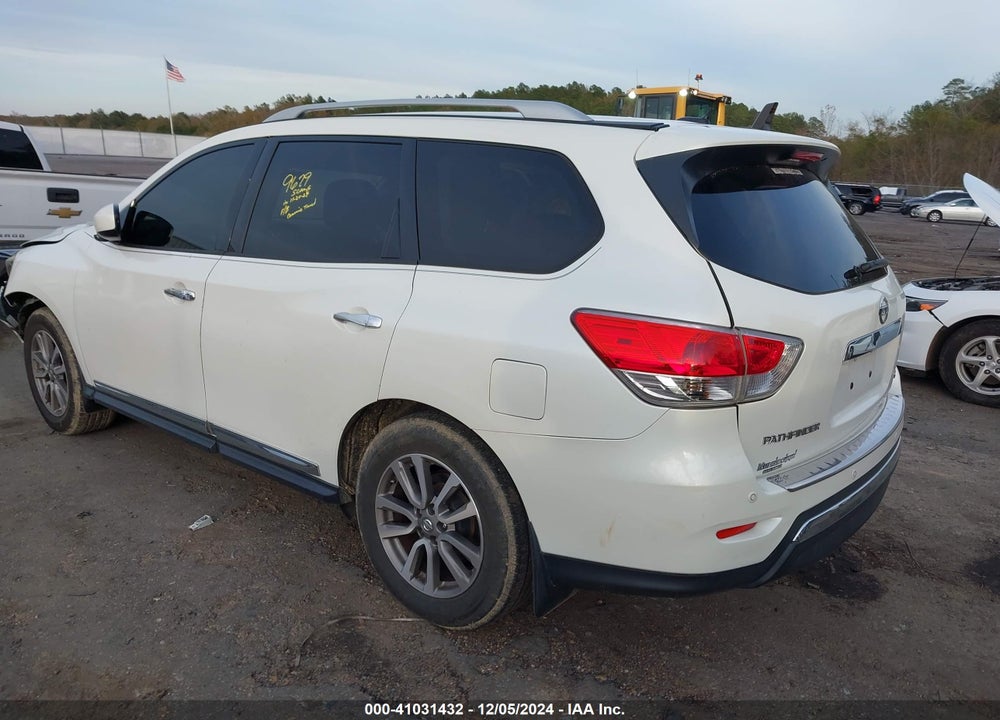 2015 NISSAN PATHFINDER SL VIN: 5N1AR2MN4FC665966