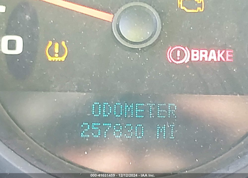 2011 GMC SIERRA 1500 WORK TRUCK VIN: 1GTN1TEX2BZ424952