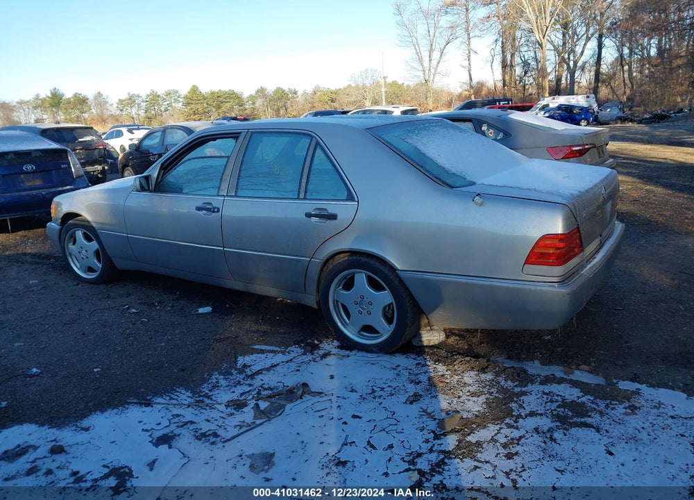 1994 MERCEDES-BENZ S 320 VIN: WDBGA32E9RA190022