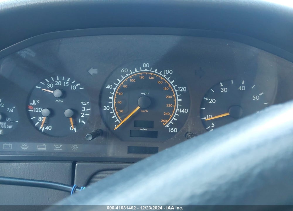 1994 MERCEDES-BENZ S 320 VIN: WDBGA32E9RA190022