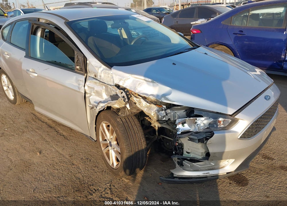 2017 FORD FOCUS SE VIN: 1FADP3K29HL231797