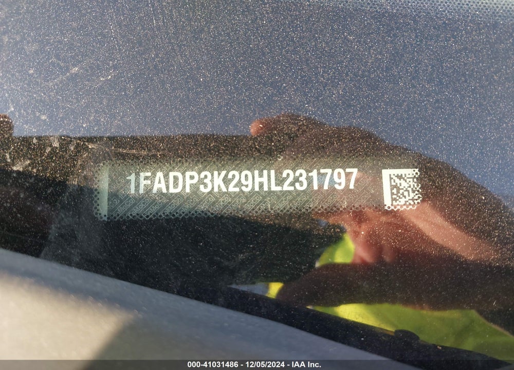 2017 FORD FOCUS SE VIN: 1FADP3K29HL231797
