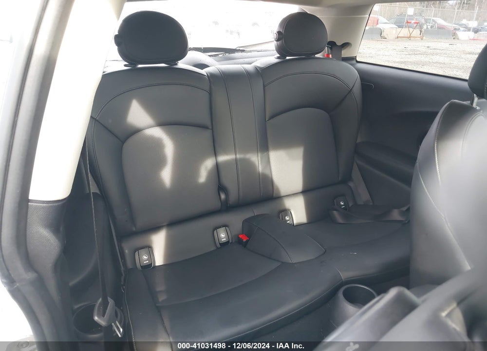 2021 MINI SE HARDTOP COOPER VIN: WMWXP3C02M2P17420