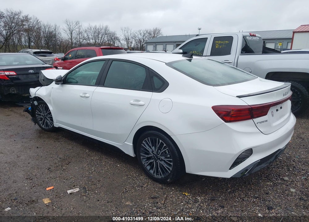 2024 KIA FORTE GT LINE VIN: 3KPF54AD5RE701576