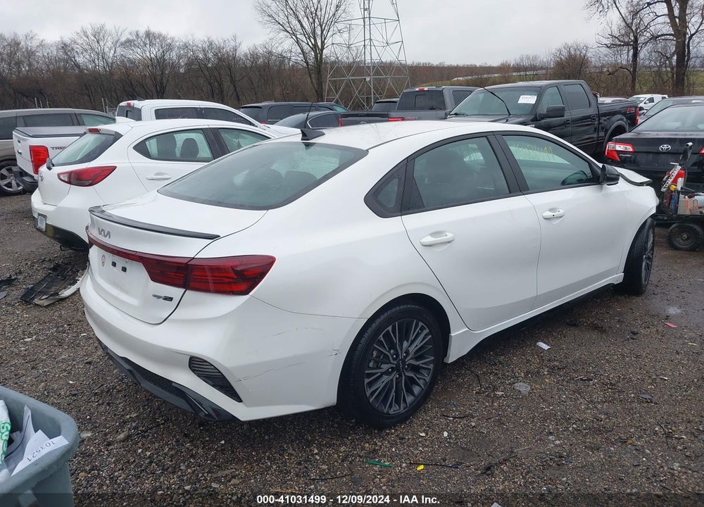 2024 KIA FORTE GT LINE VIN: 3KPF54AD5RE701576