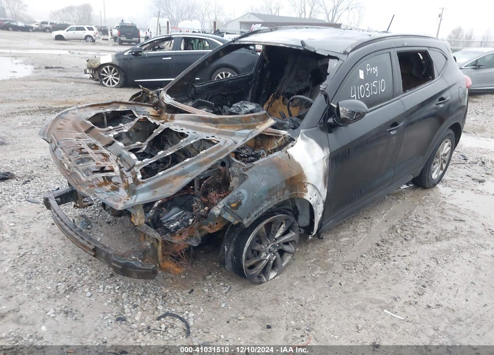 2016 HYUNDAI TUCSON SE VIN: KM8J3CA48GU148555