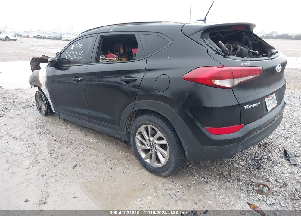 2016 HYUNDAI TUCSON SE VIN: KM8J3CA48GU148555
