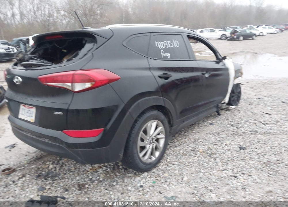 2016 HYUNDAI TUCSON SE VIN: KM8J3CA48GU148555