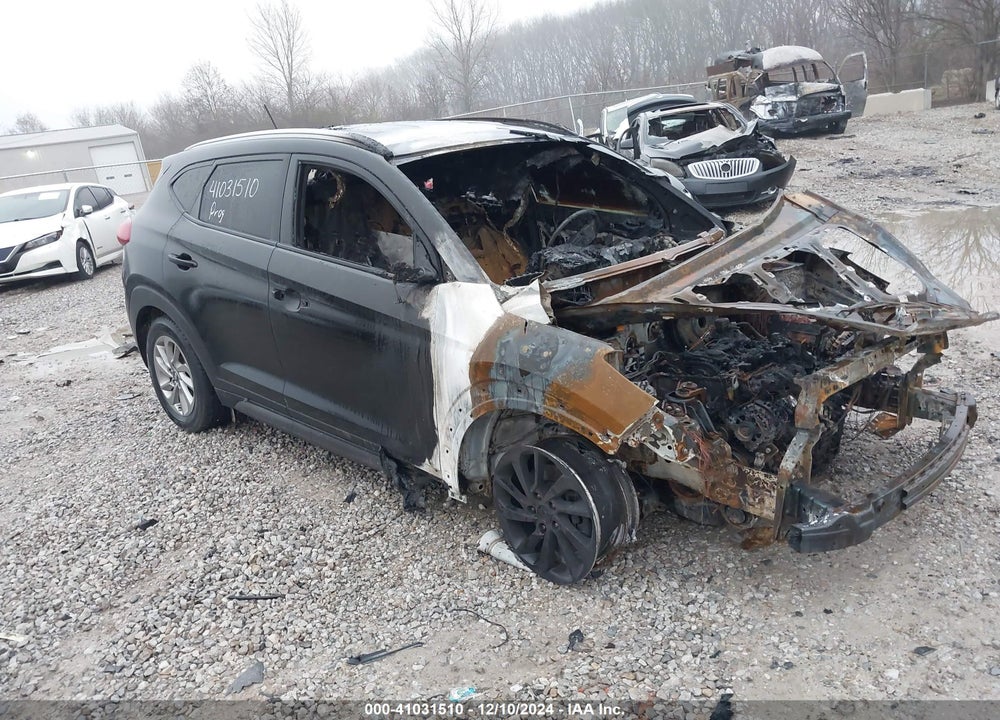 2016 HYUNDAI TUCSON SE VIN: KM8J3CA48GU148555