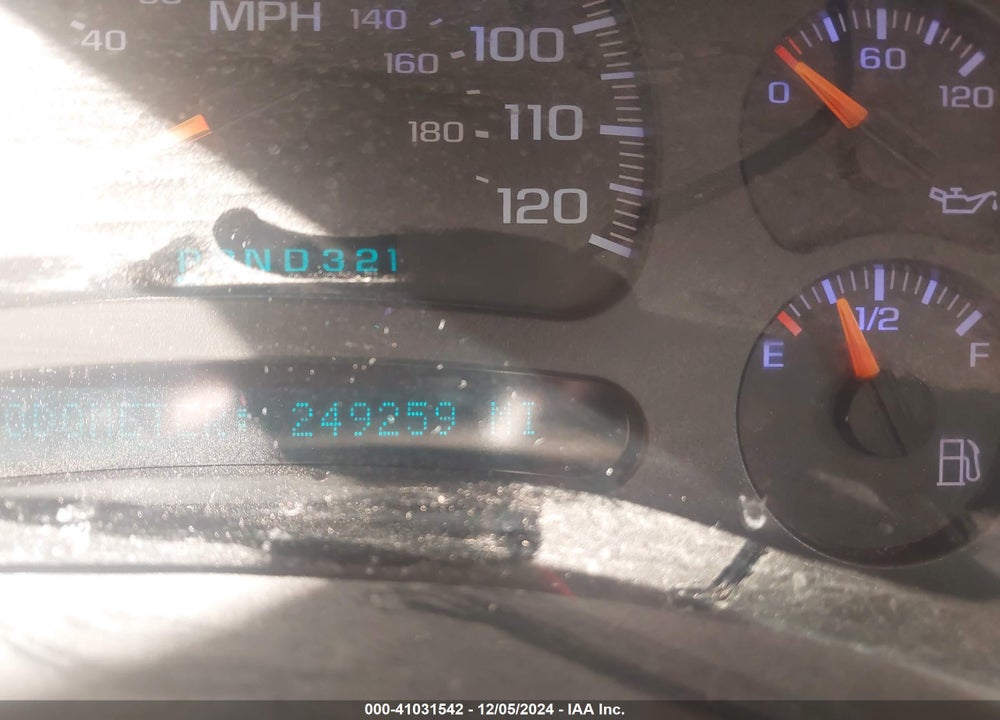 2003 GMC SIERRA 2500HD SLT VIN: 1GTHK23133F150196