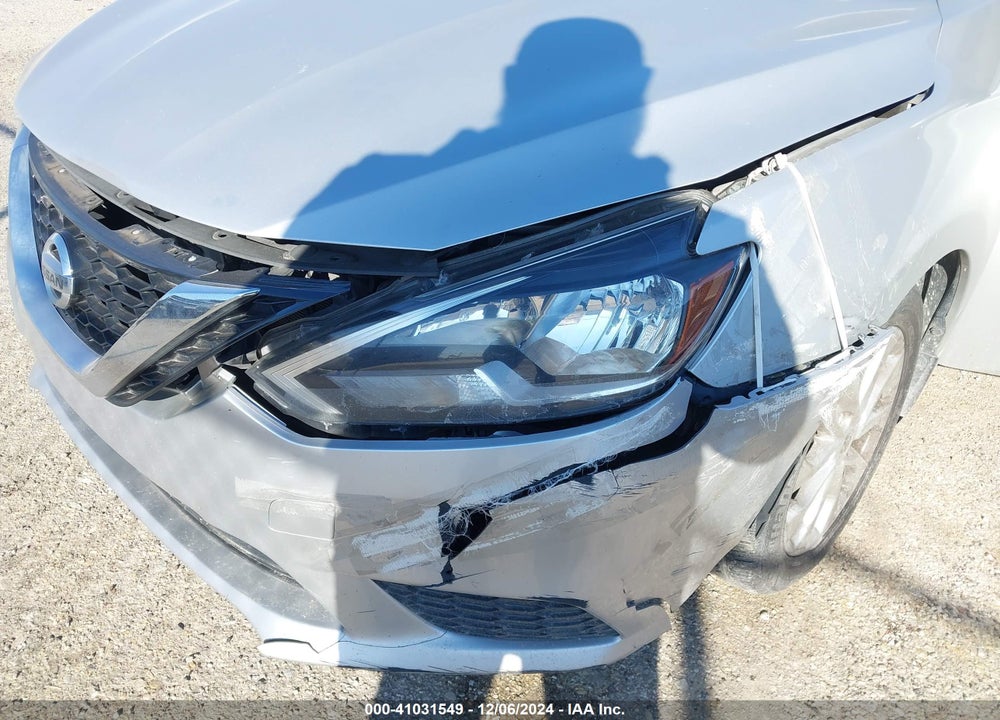 2018 NISSAN SENTRA SV VIN: 3N1AB7AP2JY254631