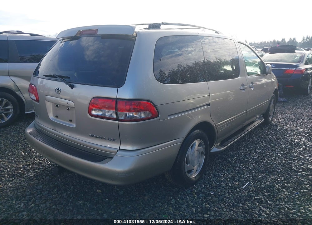 2001 TOYOTA SIENNA XLE VIN: 4T3ZF13C31U348969