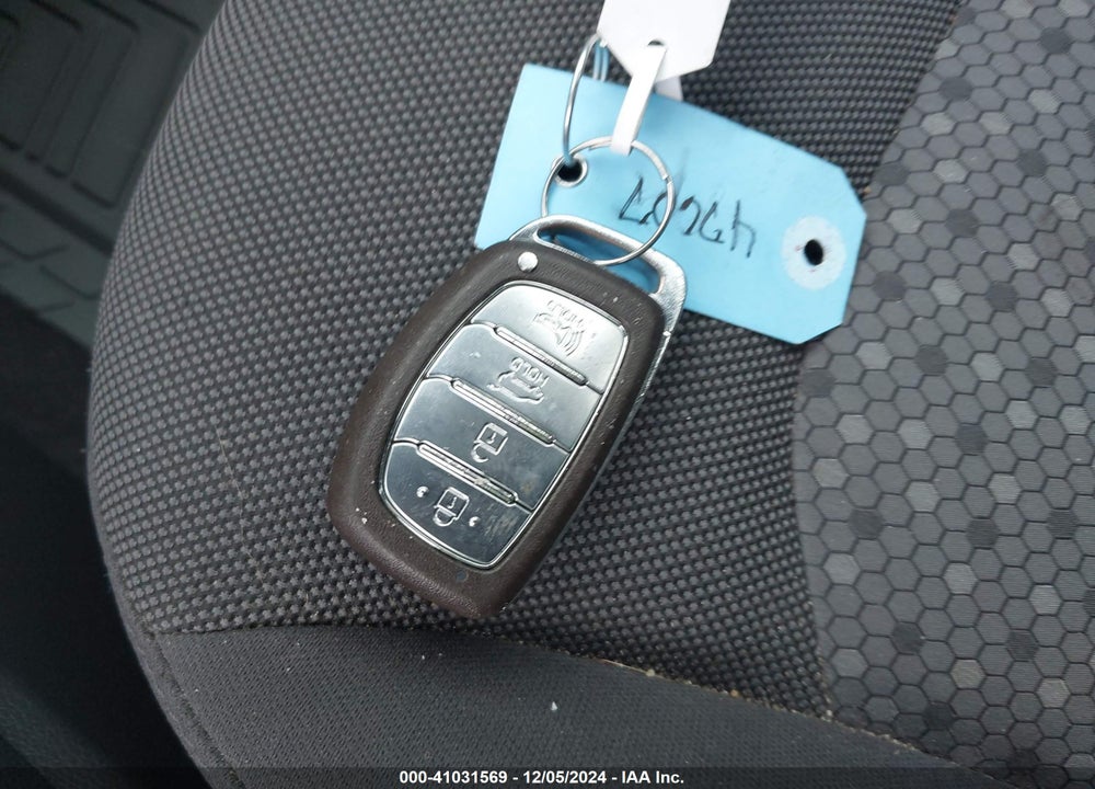 2019 HYUNDAI IONIQ HYBRID SEL VIN: KMHC75LC6KU163352