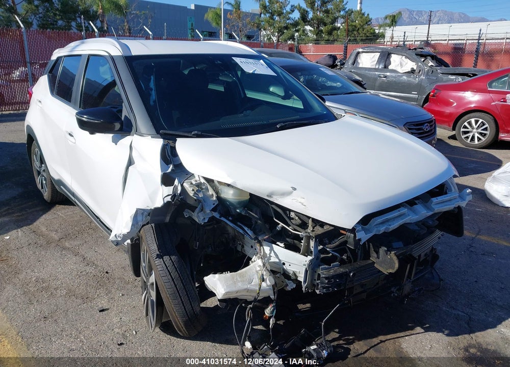 2020 NISSAN KICKS SR XTRONIC CVT VIN: 3N1CP5DV5LL536013
