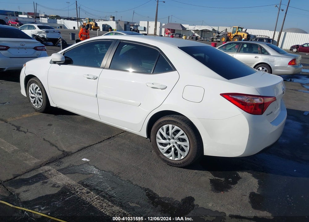 2018 TOYOTA COROLLA LE VIN: 2T1BURHE1JC991217