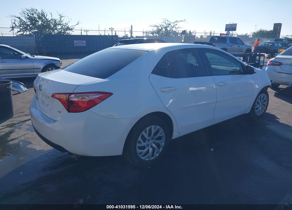 2018 TOYOTA COROLLA LE VIN: 2T1BURHE1JC991217