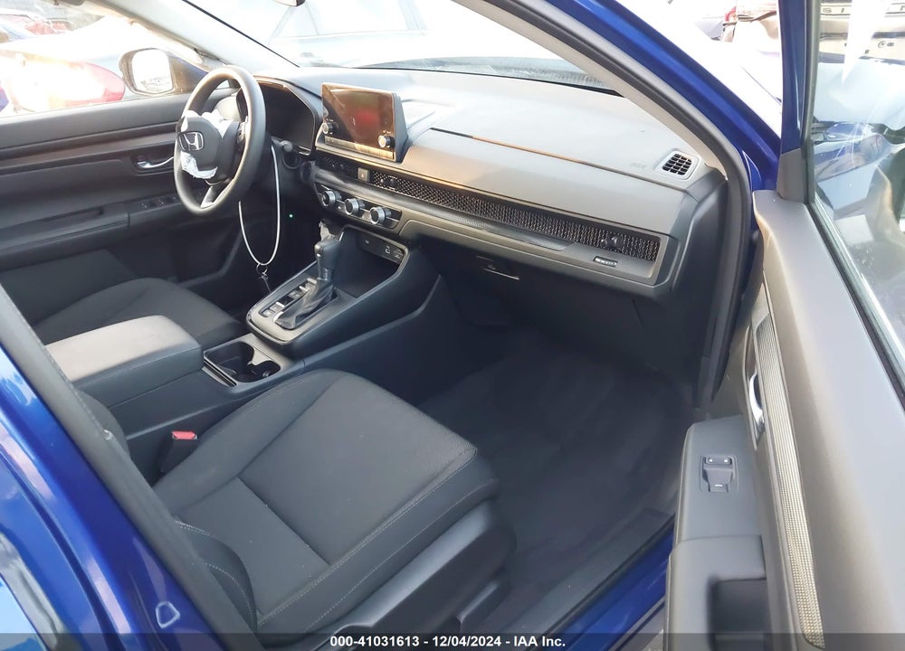 2023 HONDA CR-V LX 2WD VIN: 2HKRS3H22PH305053