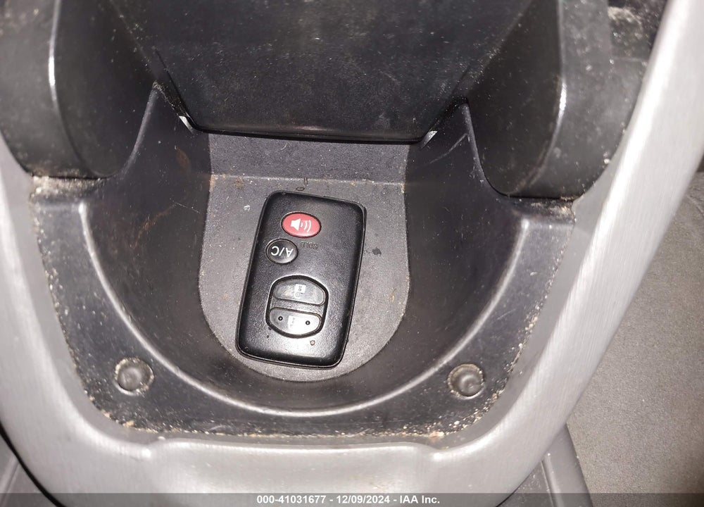 2011 TOYOTA PRIUS THREE VIN: JTDKN3DUXB5298670
