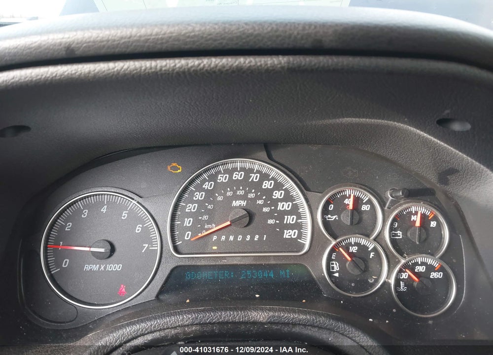 2008 GMC ENVOY SLT VIN: 1GKDT13S982102753