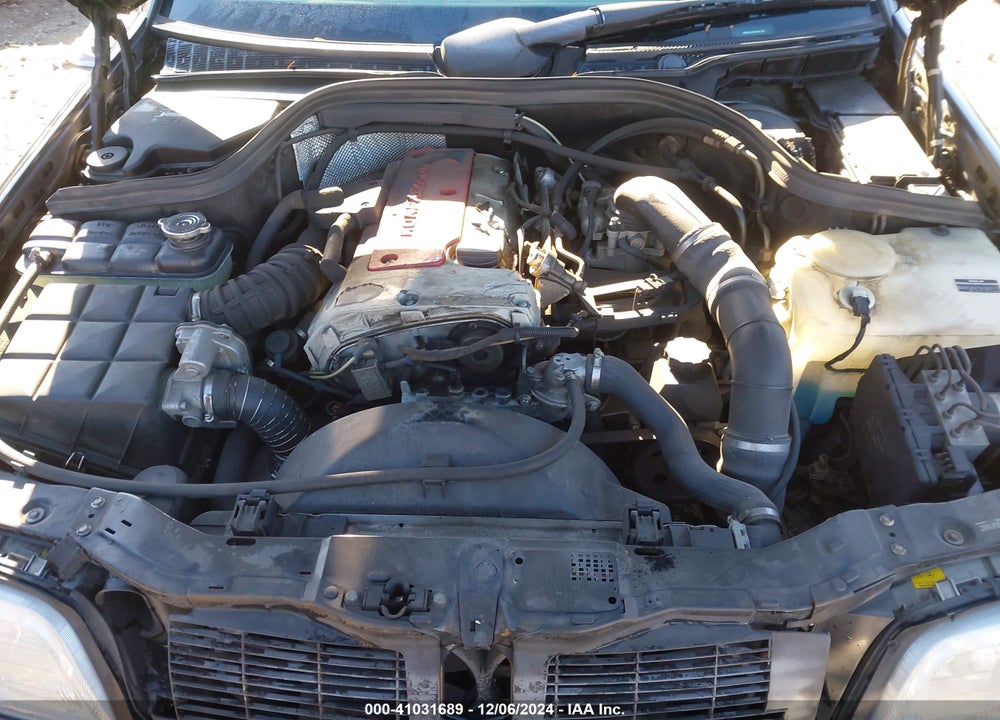 2000 MERCEDES-BENZ C 230 KOMPRESSOR VIN: WDBHA24G4YA841228