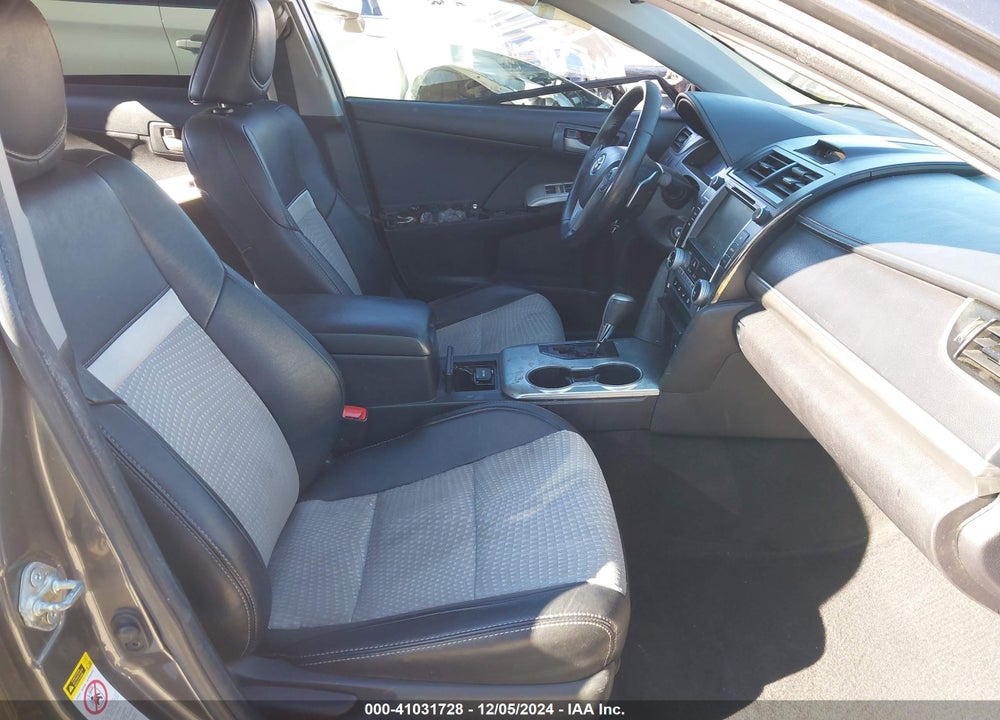 2014 TOYOTA CAMRY SE VIN: 4T1BF1FKXEU757702