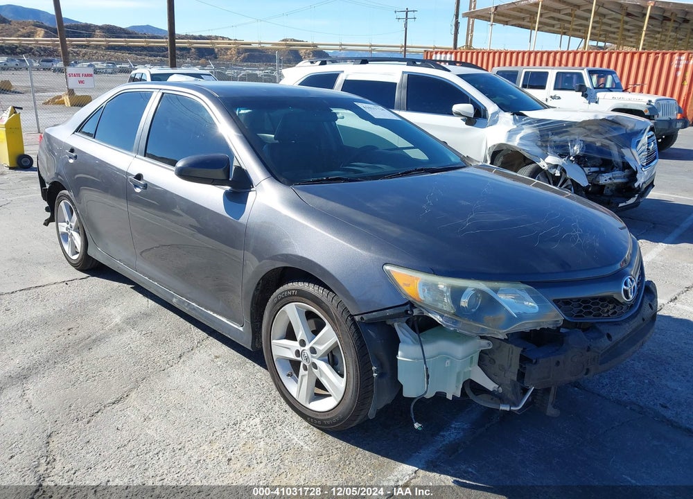 2014 TOYOTA CAMRY SE VIN: 4T1BF1FKXEU757702