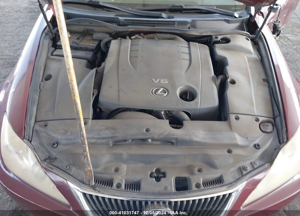 2009 LEXUS IS 250 VIN: JTHBK262295107007