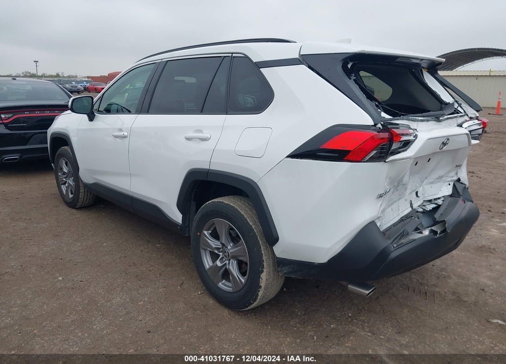 2024 TOYOTA RAV4 XLE VIN: 2T3W1RFV2RW311842
