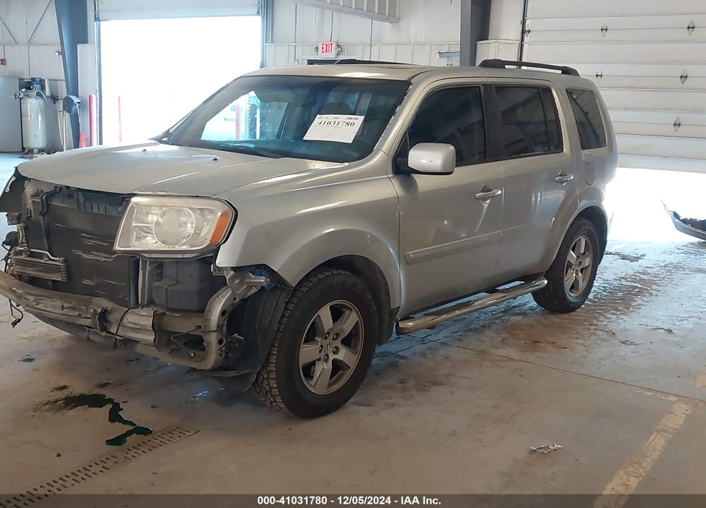 2011 HONDA PILOT EX-L VIN: 5FNYF3H51BB033208