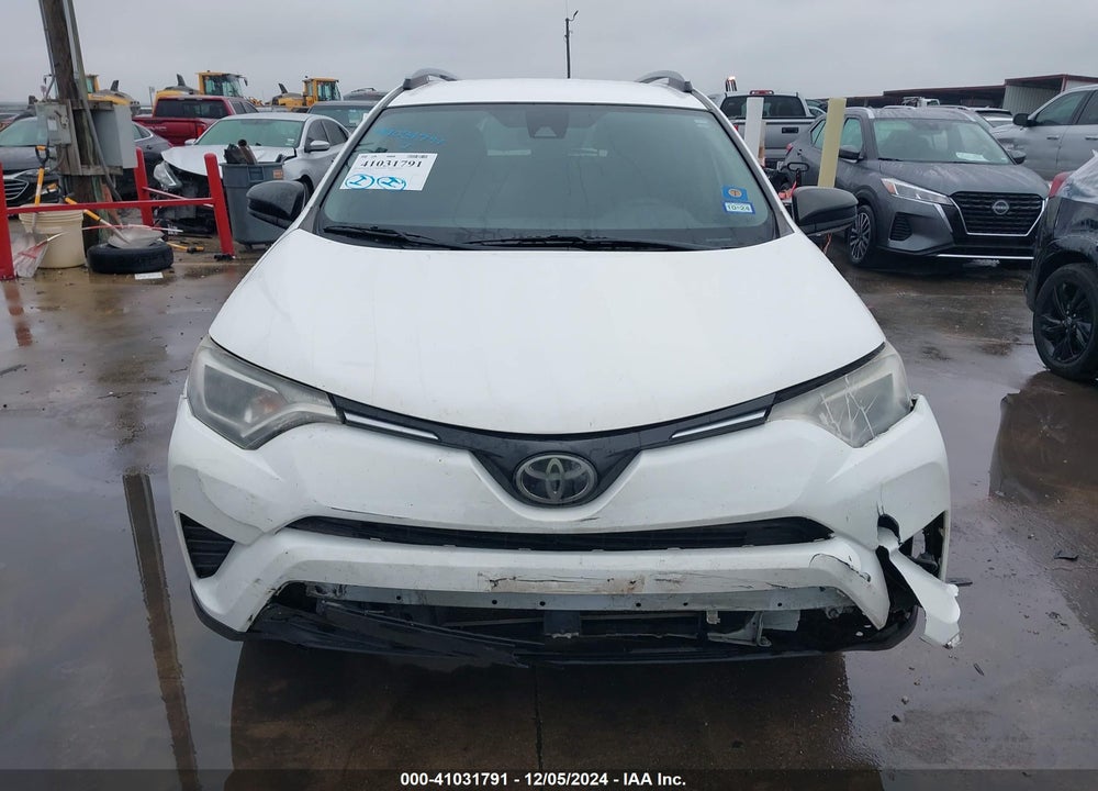 2017 TOYOTA RAV4 LE VIN: JTMZFREV3HJ135543
