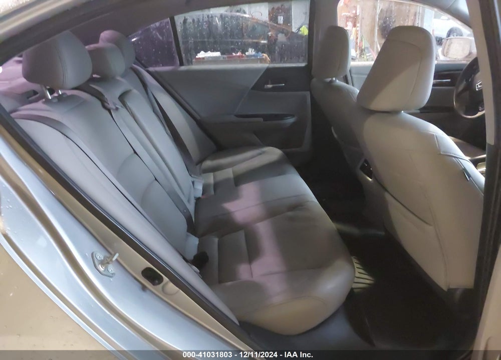 2017 HONDA ACCORD EX-L V6 VIN: 1HGCR3F8XHA041650