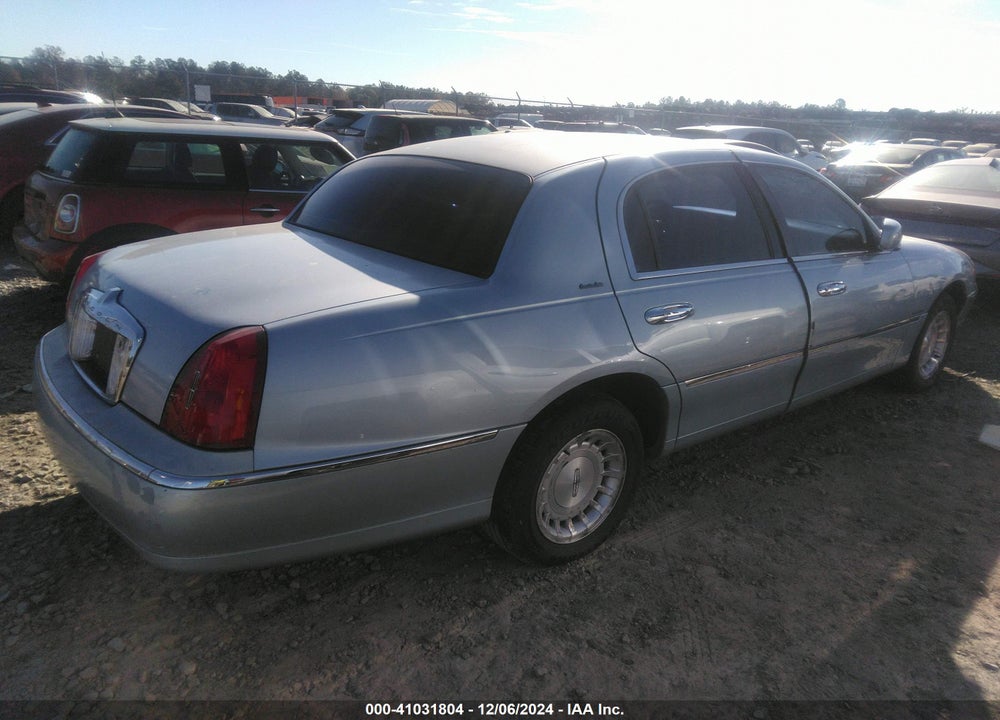 1998 LINCOLN TOWN CAR EXECUTIVE VIN: 1LNFM81W7WY638168