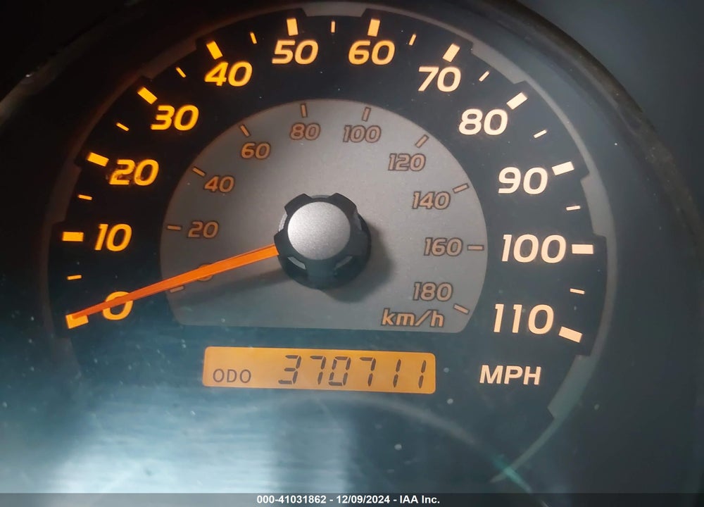 2004 TOYOTA 4RUNNER SR5 V6 VIN: JTEBU14R240044580