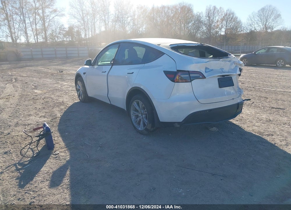 2023 TESLA MODEL Y AWD/LONG RANGE DUAL MOTOR ALL-WHEEL DRIVE VIN: 7SAYGDEE5PA174328