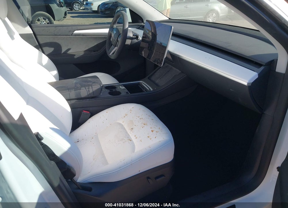 2023 TESLA MODEL Y AWD/LONG RANGE DUAL MOTOR ALL-WHEEL DRIVE VIN: 7SAYGDEE5PA174328