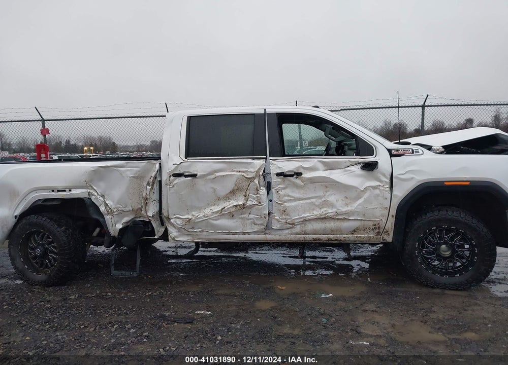 2024 GMC SIERRA 2500HD 4WD  STANDARD BED DENALI VIN: 1GT49REY9RF457961