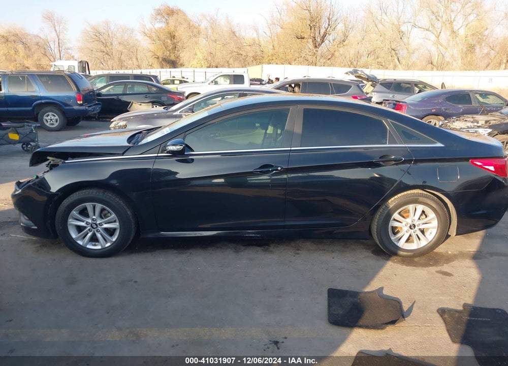2014 HYUNDAI SONATA GLS VIN: 5NPEB4AC1EH880555
