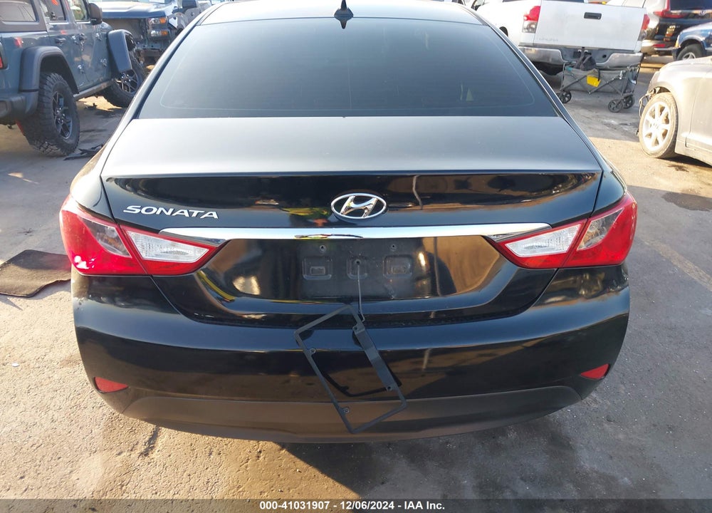 2014 HYUNDAI SONATA GLS VIN: 5NPEB4AC1EH880555