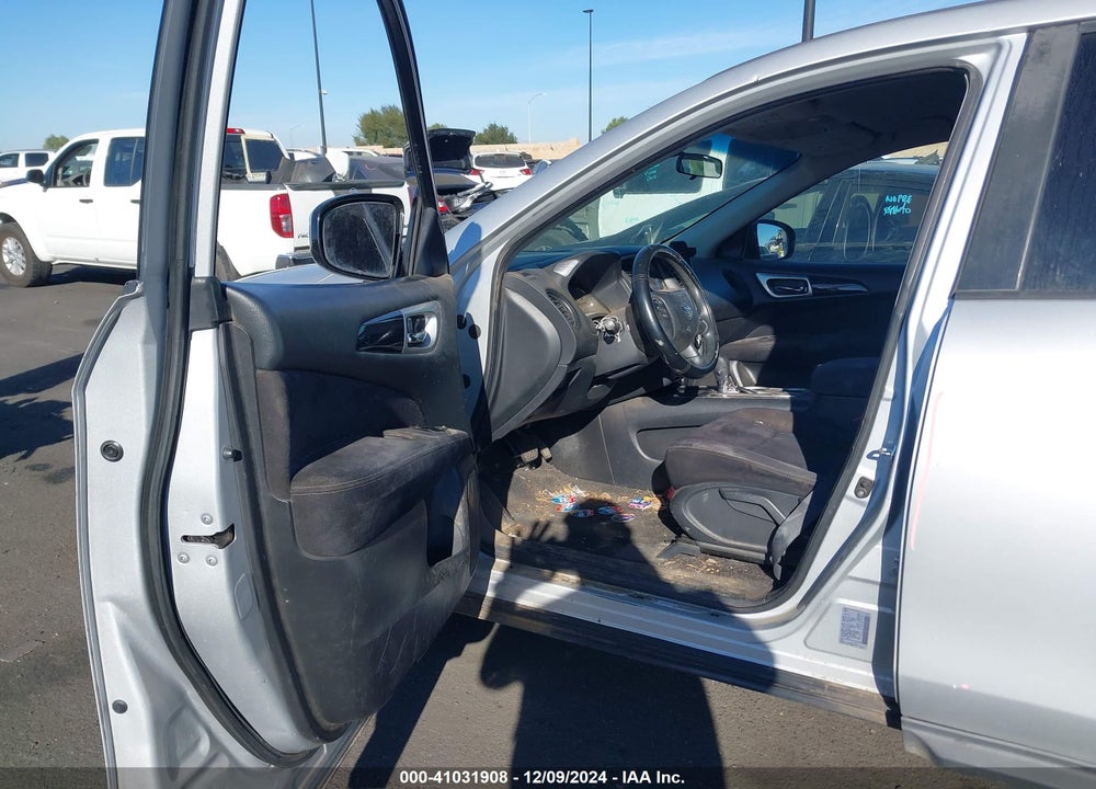 2013 NISSAN PATHFINDER S VIN: 5N1AR2MN4DC621446
