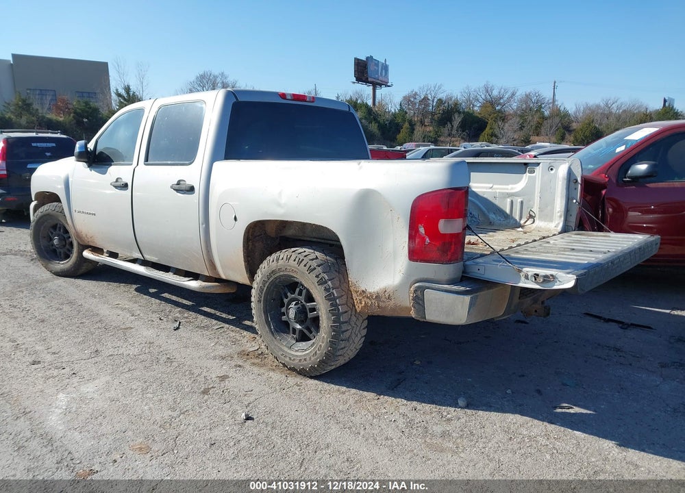 2008 CHEVROLET SILVERADO 1500 VIN: 2GCEK13M681175602
