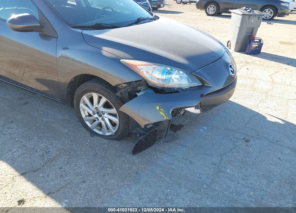 2013 MAZDA 3 I TOURING VIN: JM1BL1V72D1715521