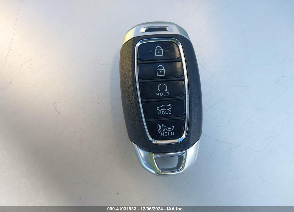 2022 HYUNDAI ELANTRA SEL VIN: 5NPLM4AG2NH079637