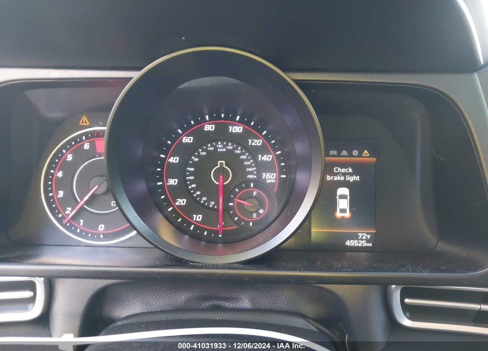 2022 HYUNDAI ELANTRA SEL VIN: 5NPLM4AG2NH079637