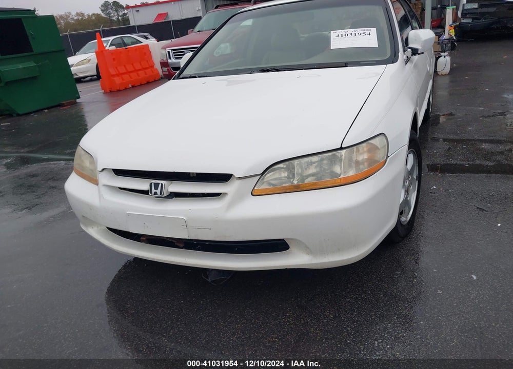 2000 HONDA ACCORD 3.0 EX VIN: 1HGCG1659YA078995